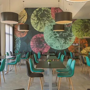 3* מלון Venture Sant Cugat