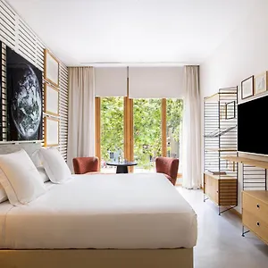 4* מלון Margot House